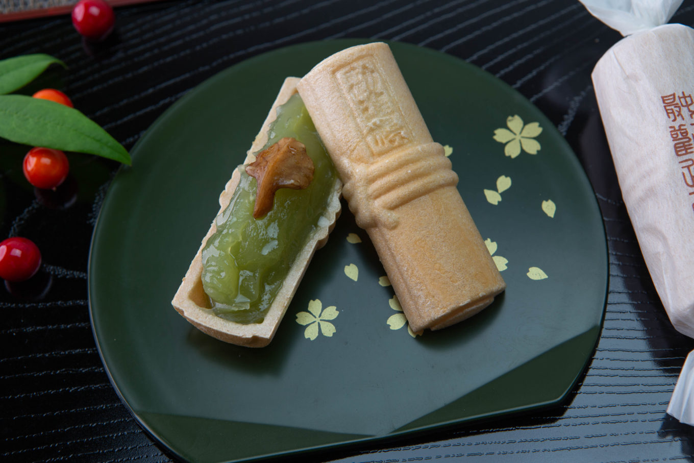 最中勧進帳 | ふがく堂～「勧進帳最中」難関突破の縁起物和菓子
